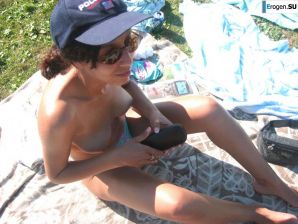 Позирует на морях. Эскиз 10