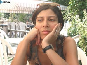 Позирует на морях. Эскиз 14