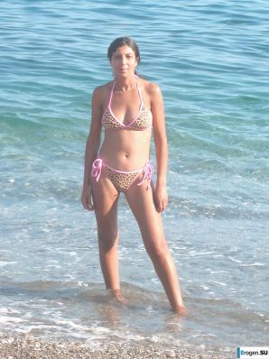 Позирует на морях. Эскиз 27