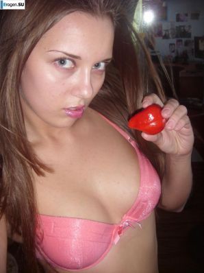 Selfies of a young artist. Thumb 10