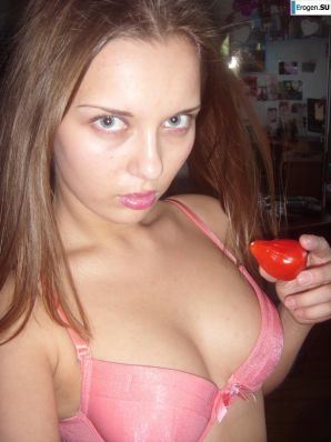 Selfies of a young artist. Thumb 13