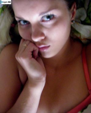 Selfies of a young artist. Thumb 23