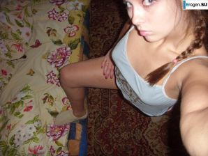 Selfies of a young artist. Thumb 34