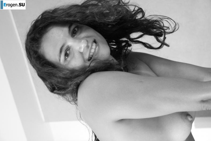 Альбом стройной итальянки. Фото 35