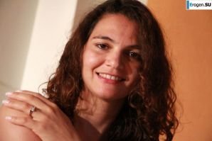 Альбом стройной итальянки. Эскиз 10