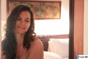 Альбом стройной итальянки. Эскиз 43