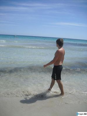 Дурачимся на курорте. Эскиз 37