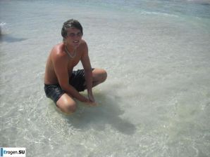 Дурачимся на курорте. Эскиз 48