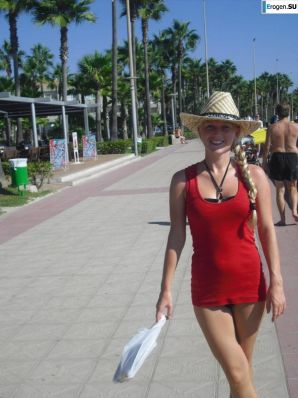 Дурачимся на курорте. Эскиз 50