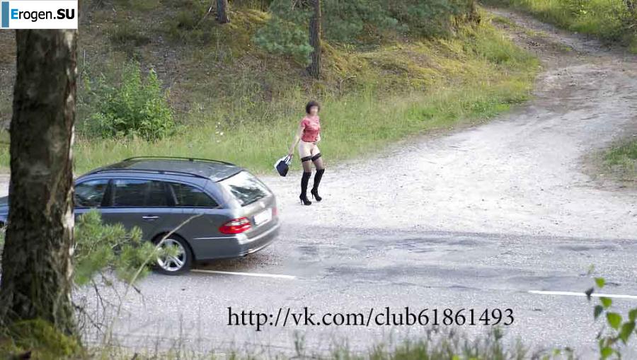 On the highway. Photo 16