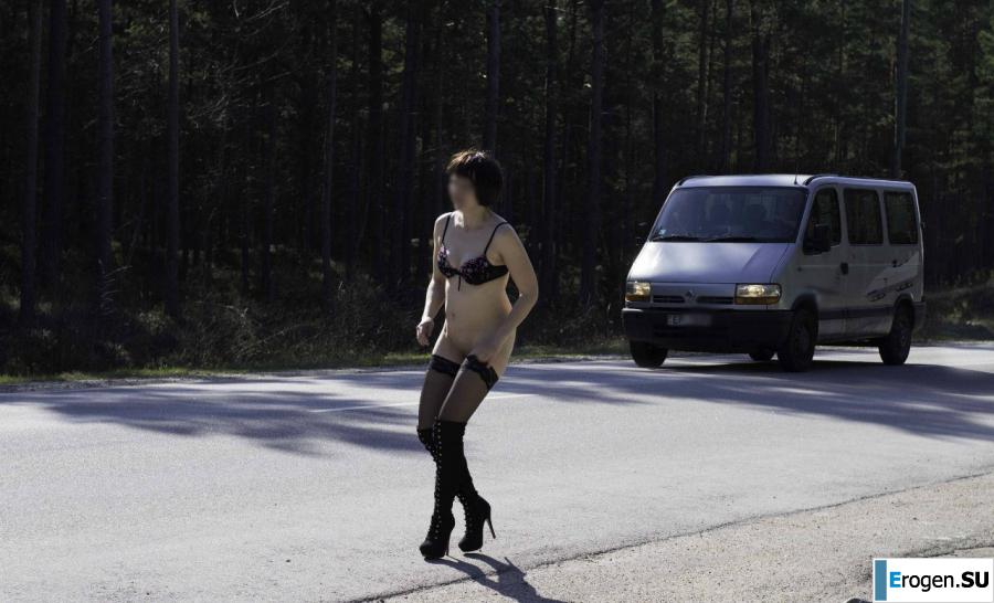 On the highway. Photo 37