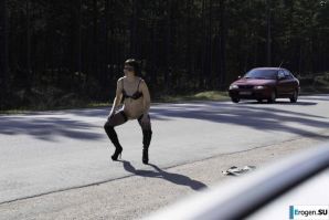 On the highway. Thumb 14