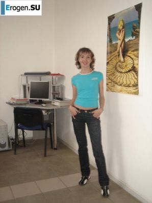 Блондиночка в разные годы. Эскиз 41