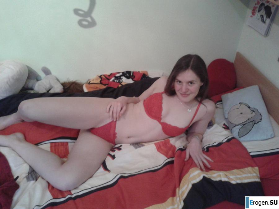 Naked German Girl. Photo 8