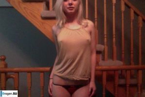 The foreigner self-photographs. Thumb 18