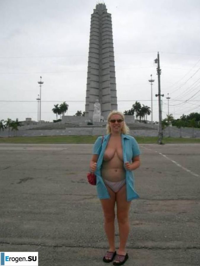 Whoever loves more food. Photo 17