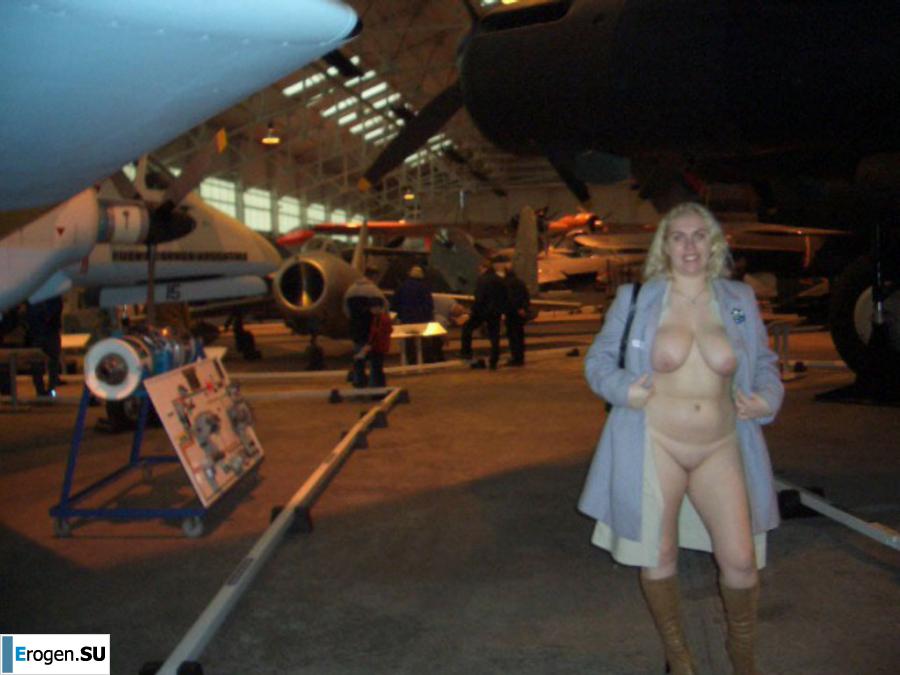 Whoever loves more food. Photo 39