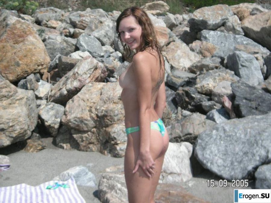 Russian girls undress. Photo 50