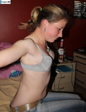 Вот как надо отдыхать на пляже. Эскиз 47