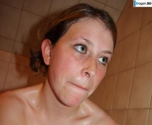 Naked in the bathroom. Thumb 20