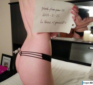 Ее зовут peachplumpear101. Эскиз 67