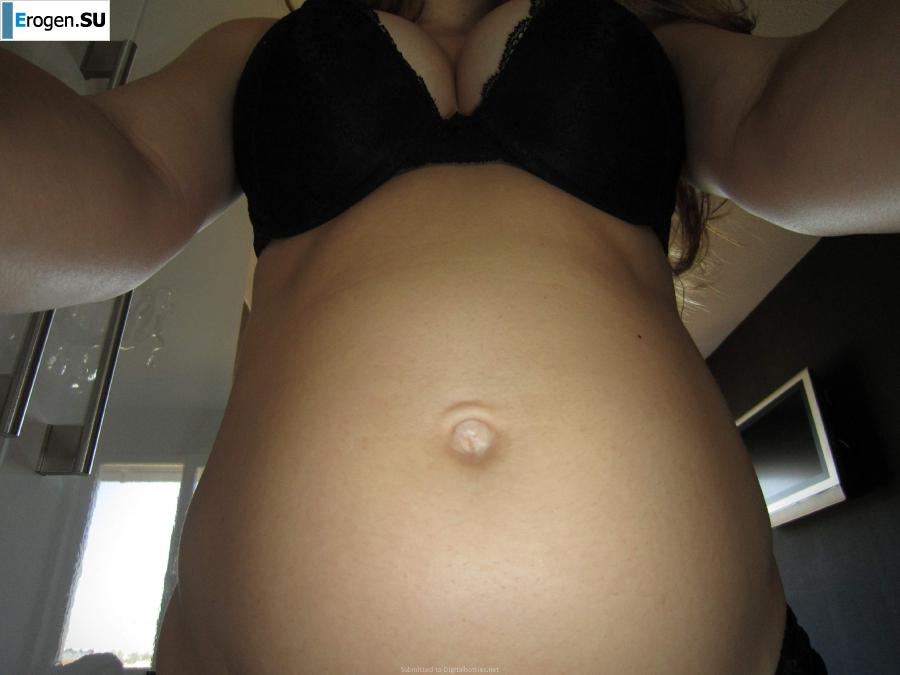 naked pregnant girl. Photo 18