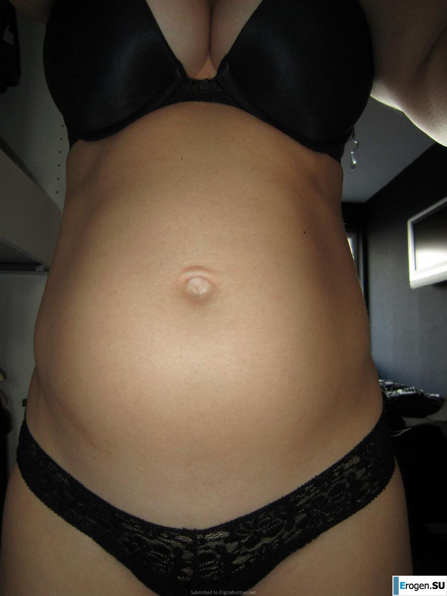 naked pregnant girl. Photo 25