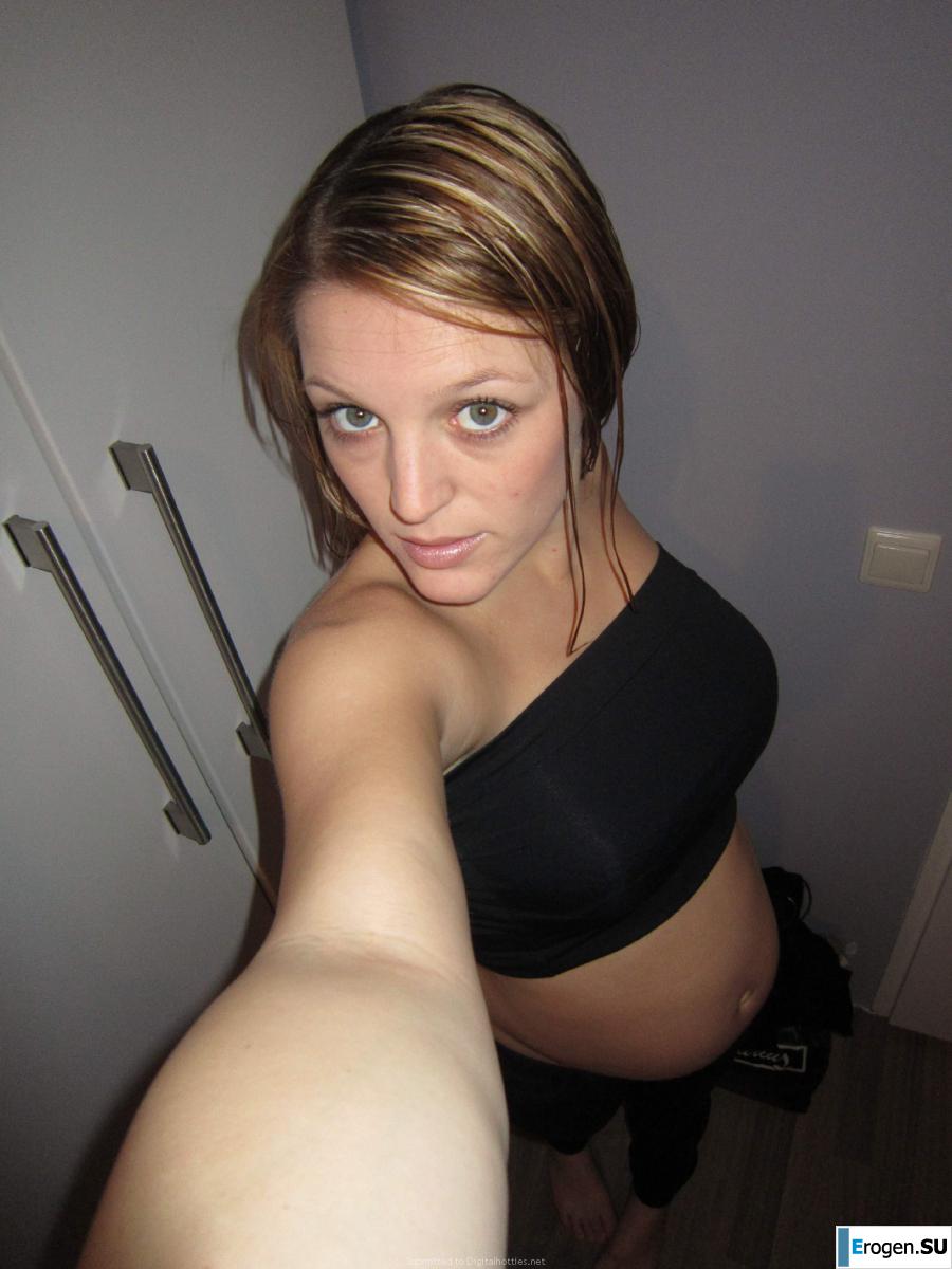 naked pregnant girl. Photo 37