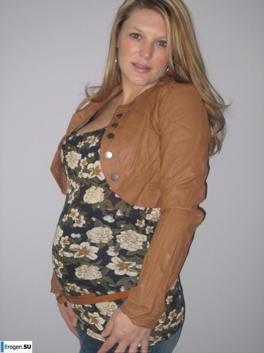 naked pregnant girl. Photo 47