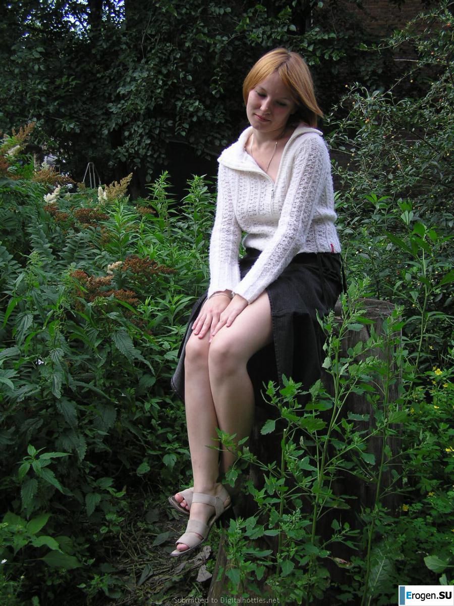 naked girls in various poses. Photo 29