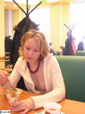 naked girls in various poses. Thumb 16