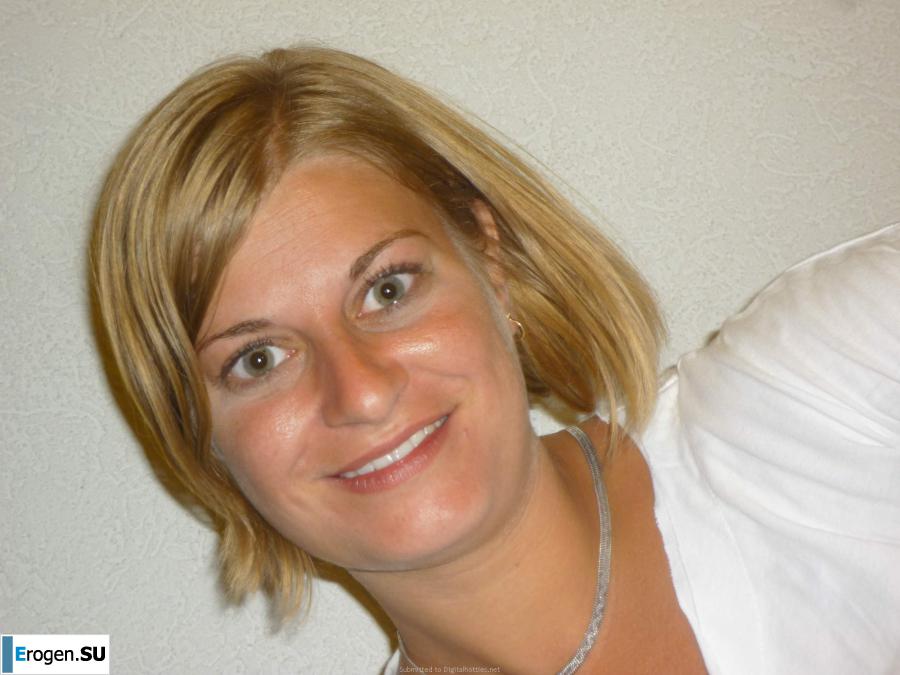 naked girls on the beach. Photo 24