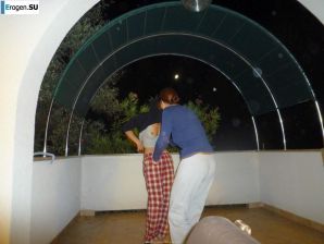 naked girls on the beach. Thumb 22