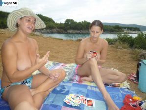 naked girls on the beach. Thumb 38