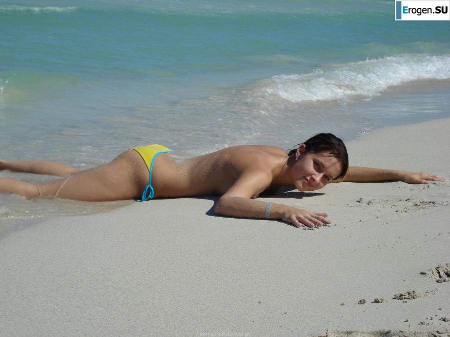 resting naked on the beach. Photo 13