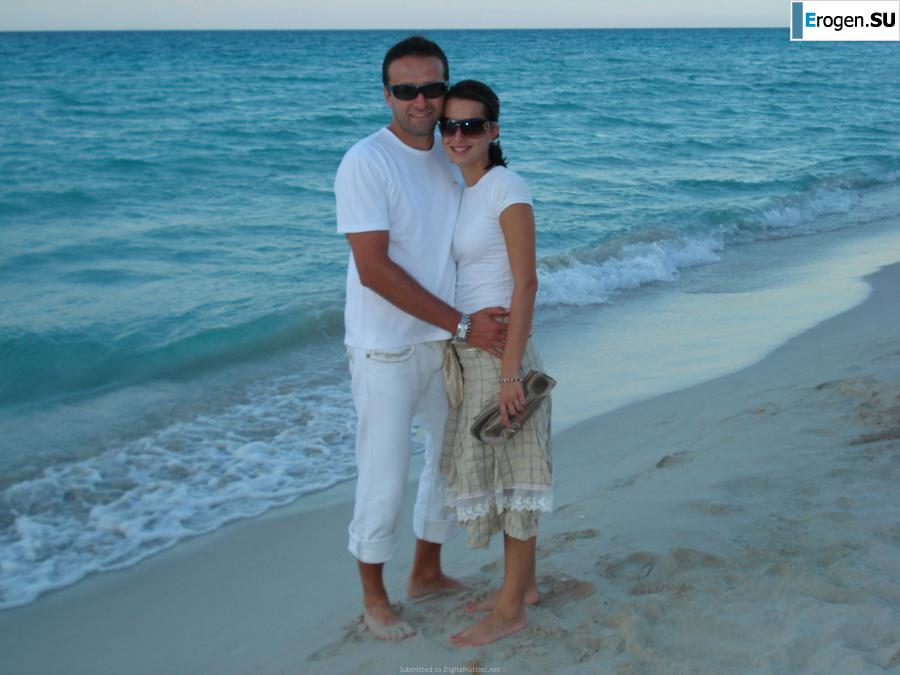 resting naked on the beach. Photo 18