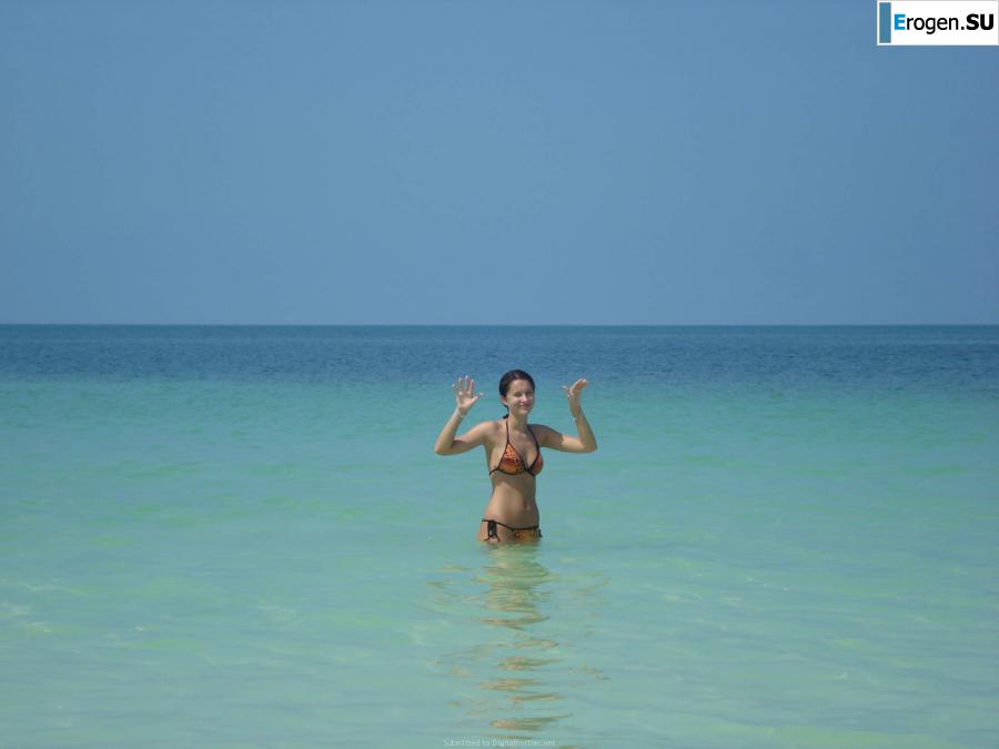 resting naked on the beach. Photo 30