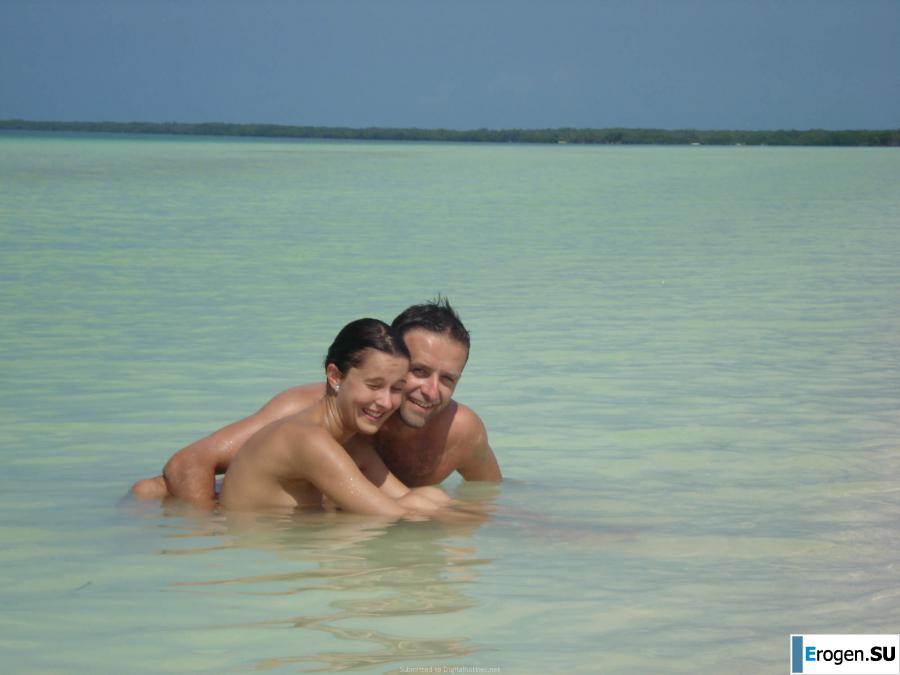 resting naked on the beach. Photo 34