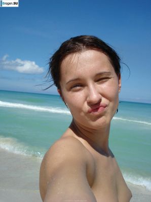 resting naked on the beach. Thumb 5