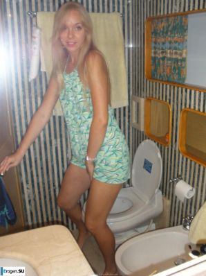 hot lesbians. Thumb 23