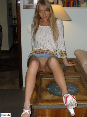 hot lesbians. Thumb 8