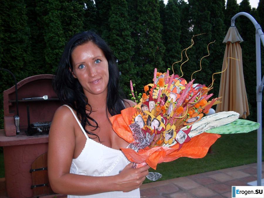 striptease on the beach. Photo 21