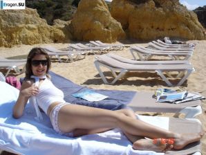 striptease lesbians. Thumb 17