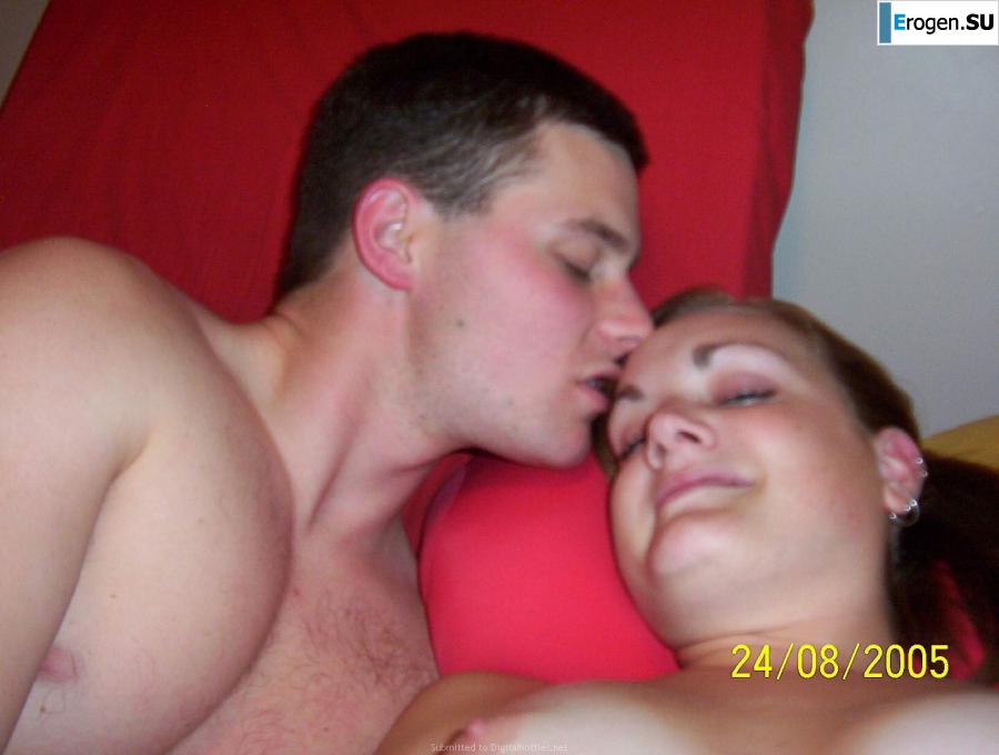 девушка на кровате для парня. Фото 12