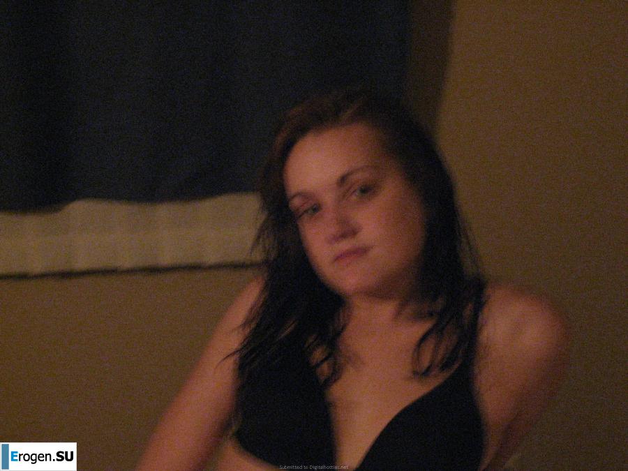 девушка на кровате для парня. Фото 26