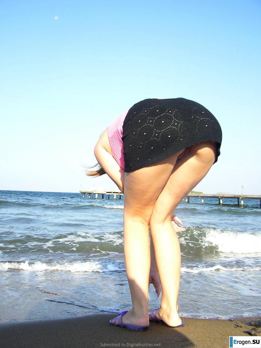 naked girls in various poses. Part 2. Photo 36