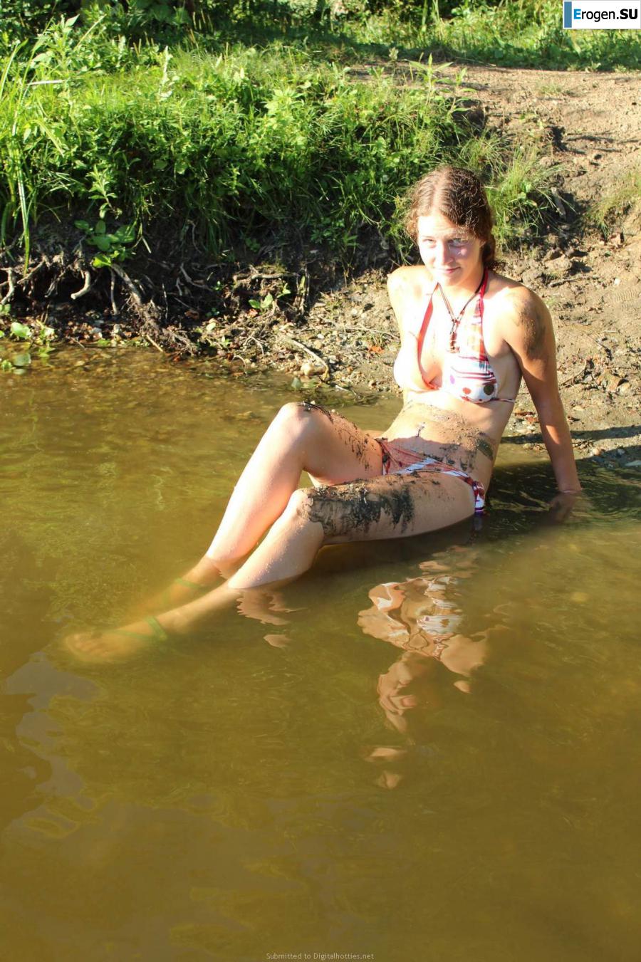 голые девушки на озере. Часть 2. Фото 12