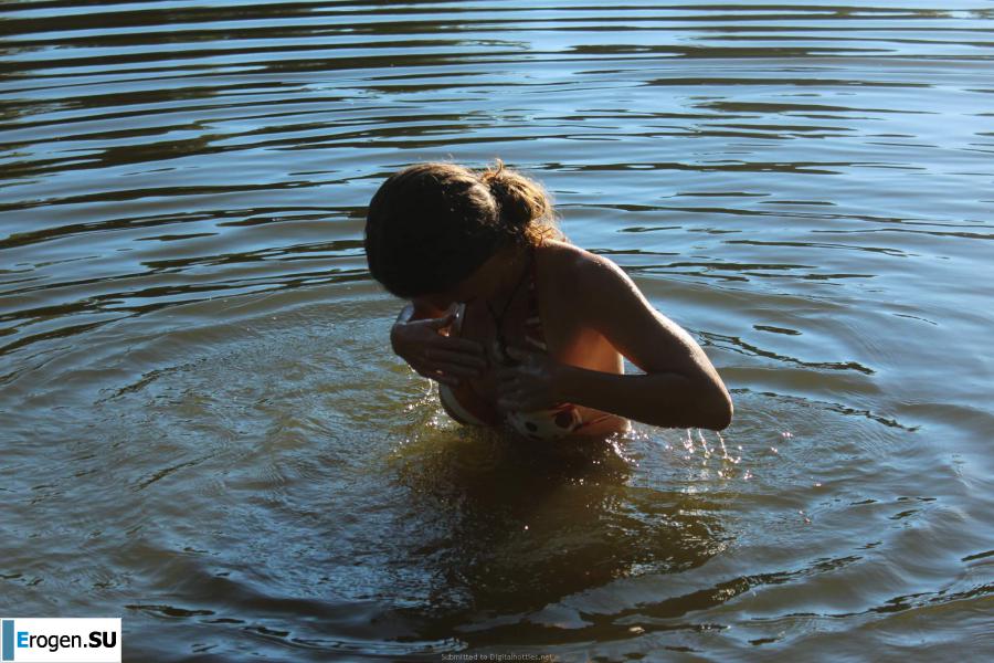 голые девушки на озере. Часть 2. Фото 21