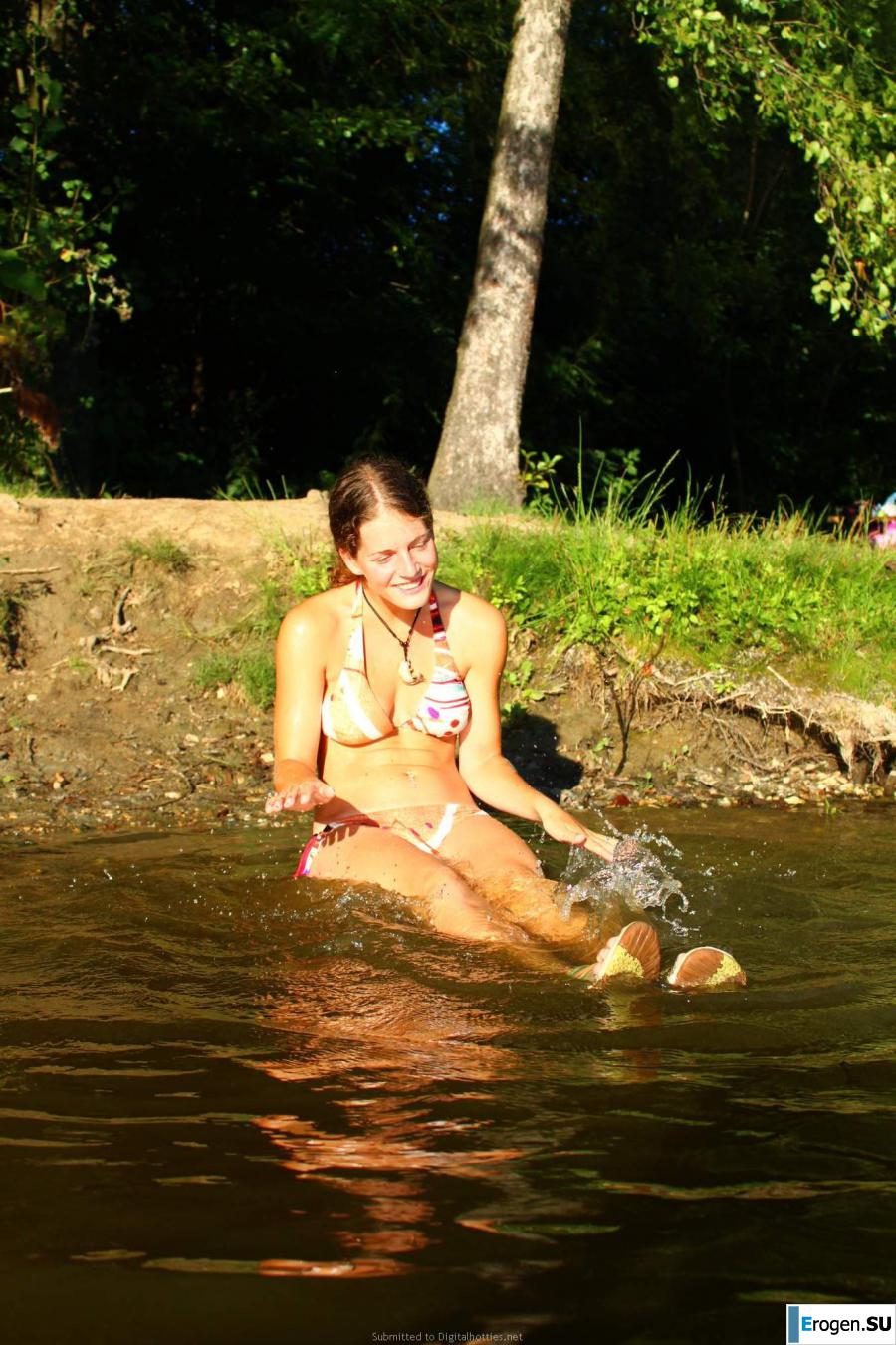 голые девушки на озере. Часть 2. Фото 7