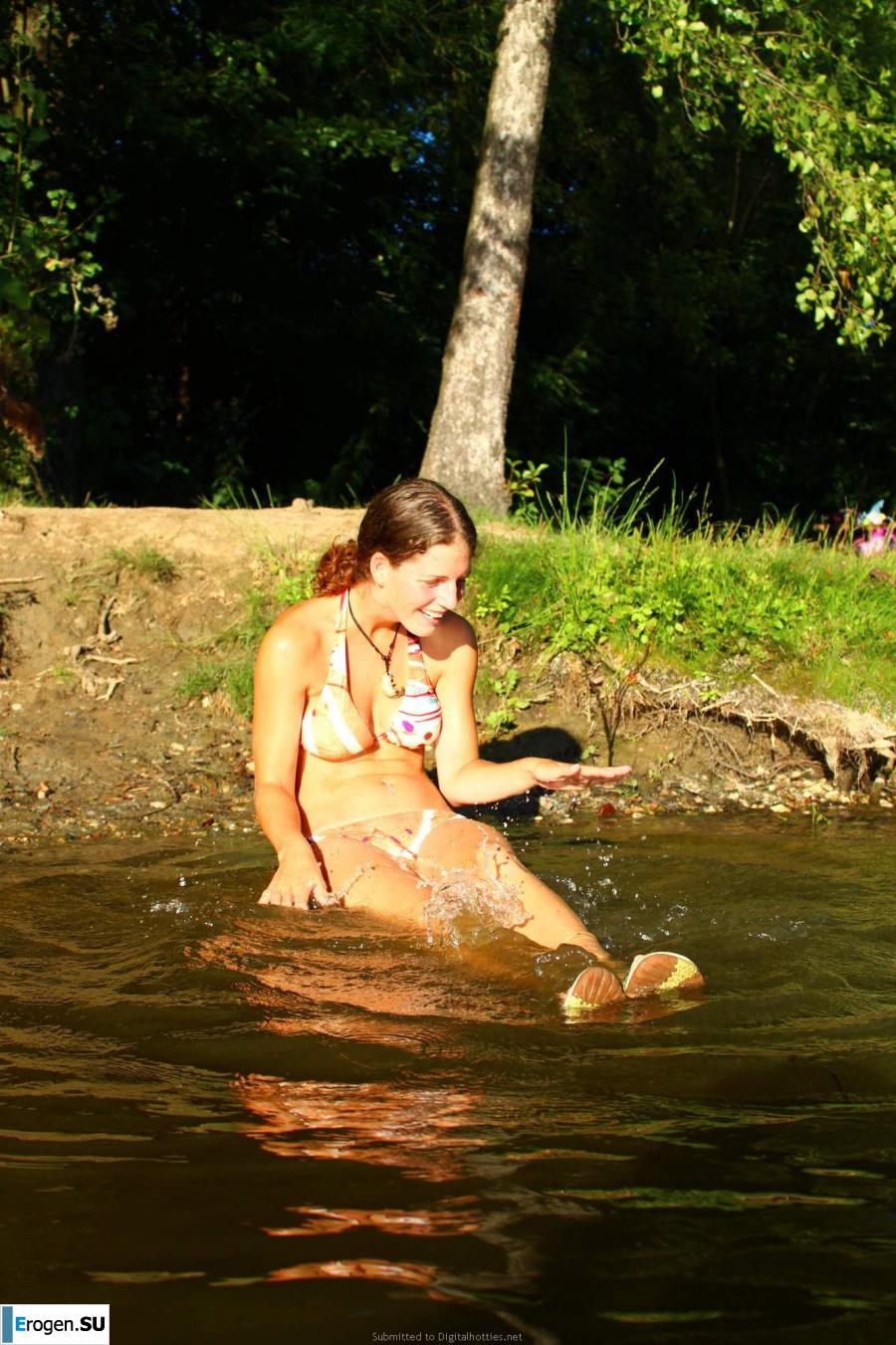 голые девушки на озере. Часть 2. Фото 8